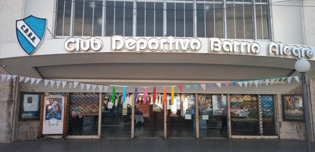 cine barrio alegre